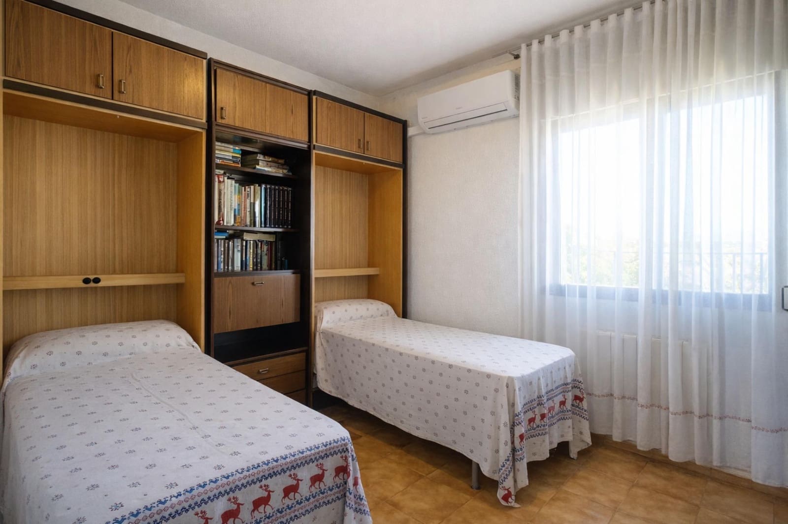 4 Zimmer Villa zu verkaufen in El Casar de Escalona mit Garage - 170.000 € (Ref: 9619413)