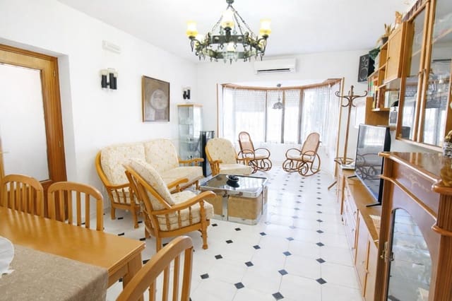 4 chambre Villa/Maison à vendre à El Casar de Escalona avec garage - 170 000 € (Ref: 9619413)