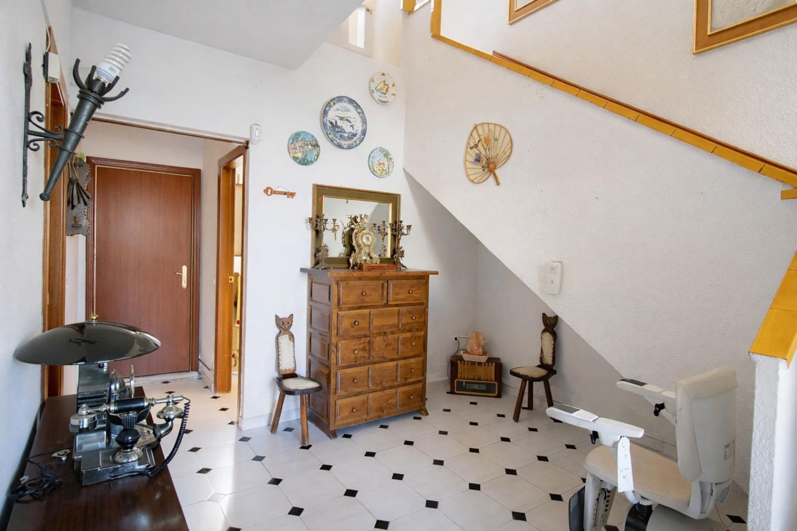 4 Zimmer Villa zu verkaufen in El Casar de Escalona mit Garage - 170.000 € (Ref: 9619413)