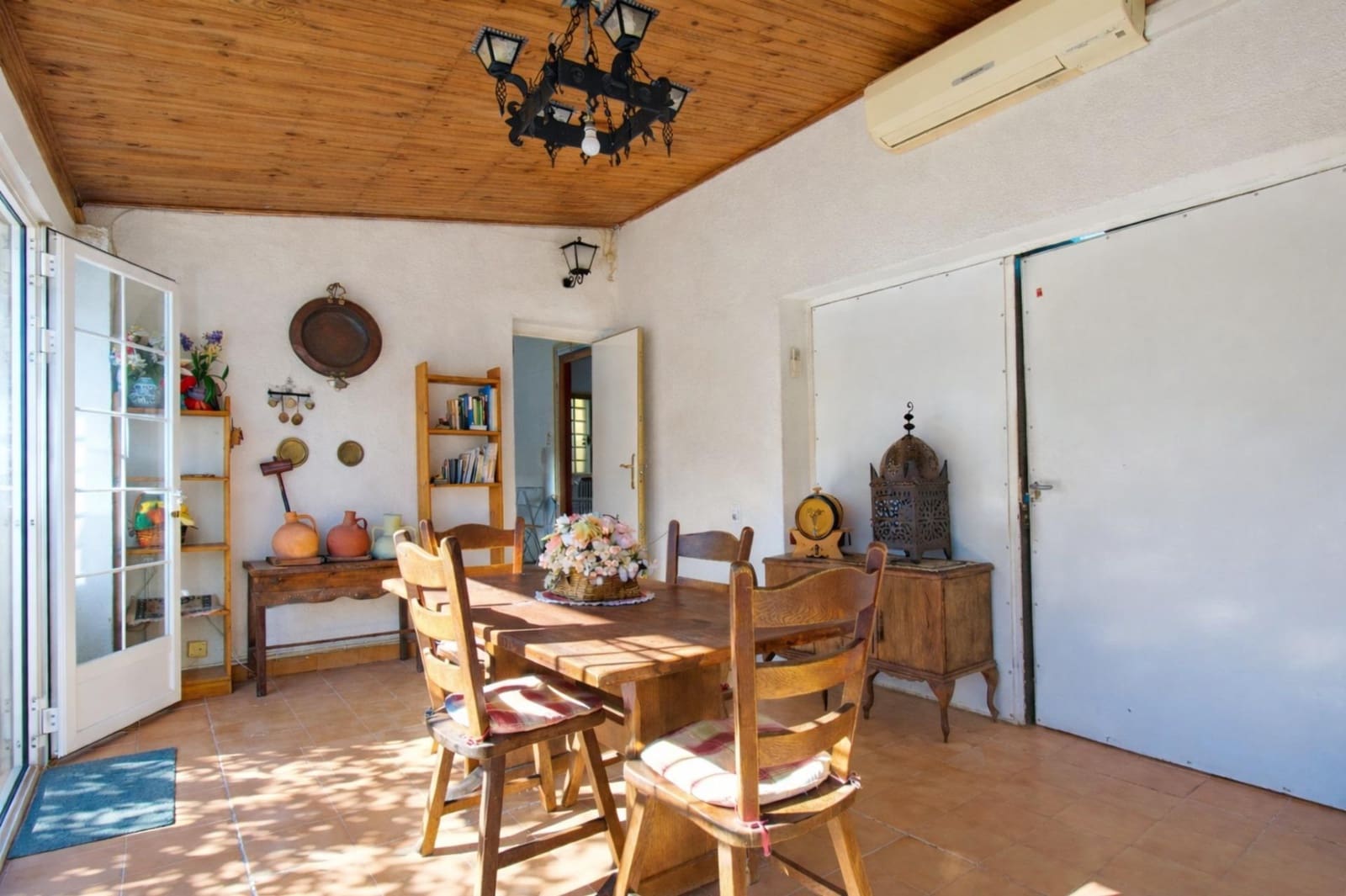 4 Zimmer Villa zu verkaufen in El Casar de Escalona mit Garage - 170.000 € (Ref: 9619413)