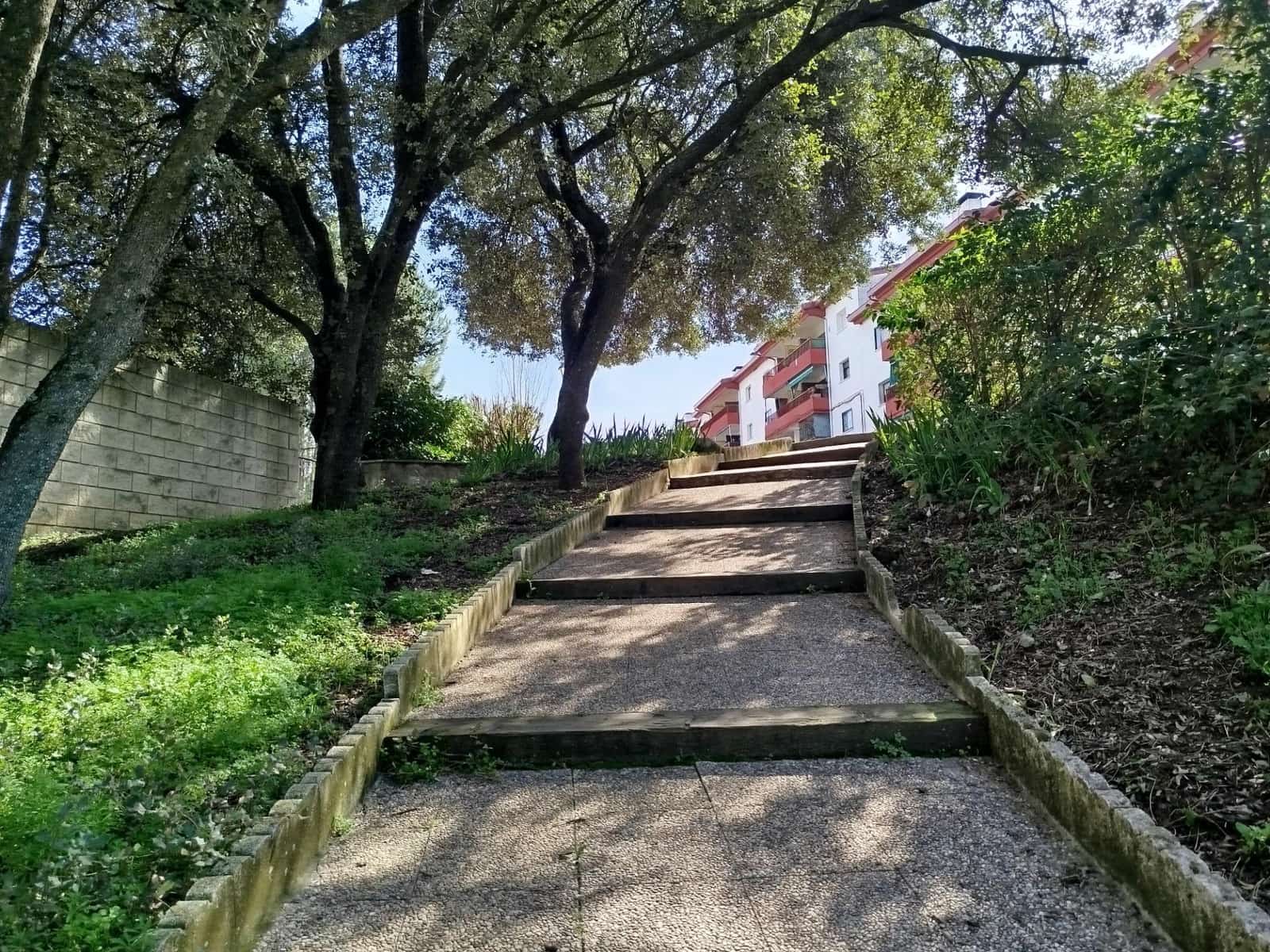 3 bedroom Flat for sale in Pelayos de la Presa with pool - € 110,000 (Ref: 9637712)