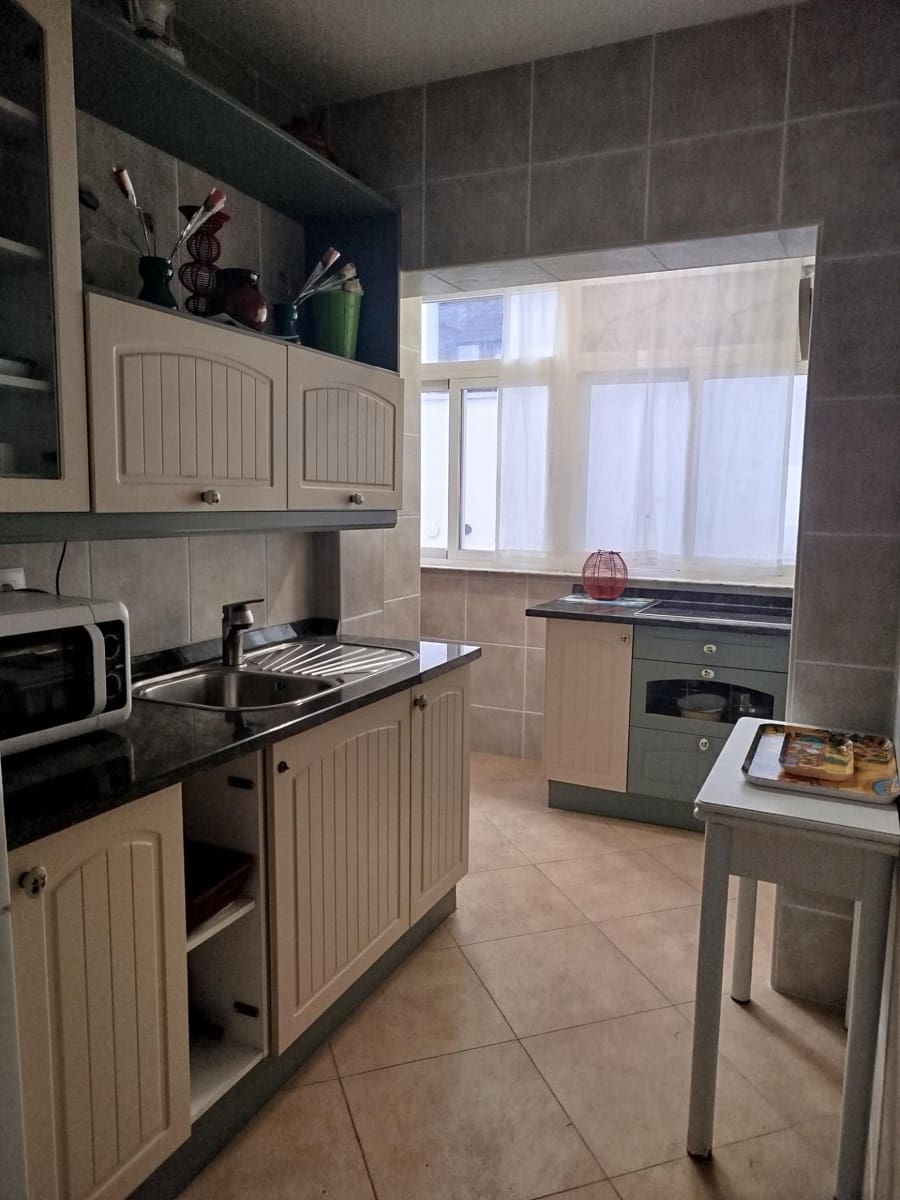 3 bedroom Flat for sale in Pelayos de la Presa with pool - € 110,000 (Ref: 9637712)