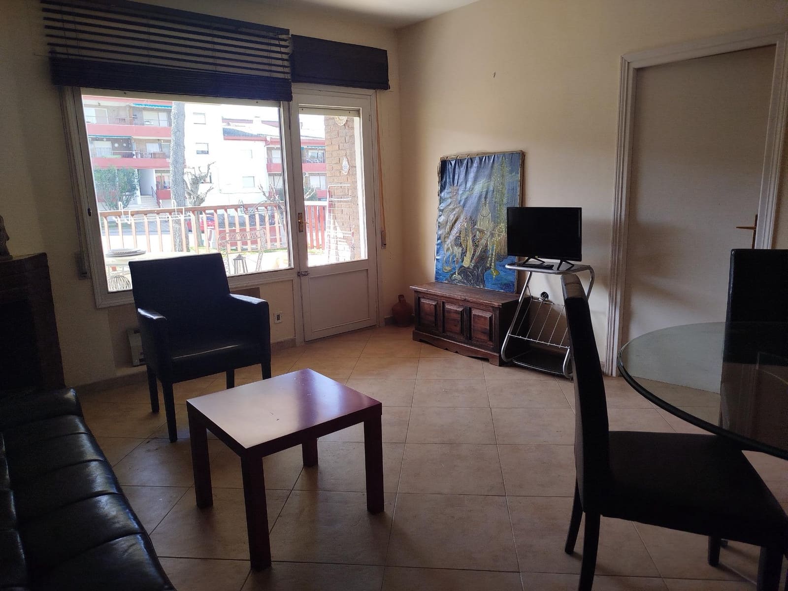 3 bedroom Flat for sale in Pelayos de la Presa with pool - € 110,000 (Ref: 9637712)