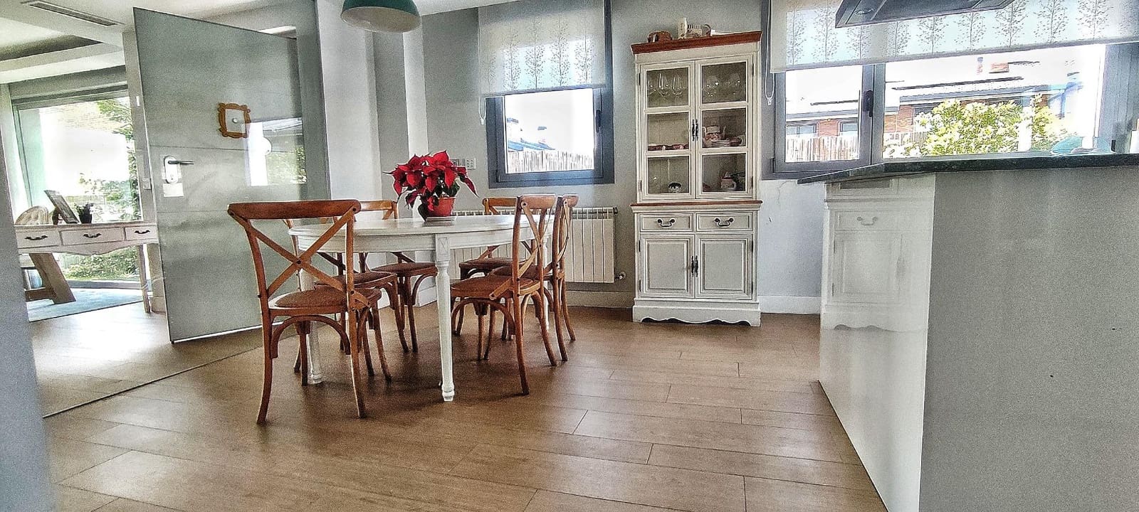 4 soverom Kjedet enebolig til salgs i Boadilla del Monte med svømmebasseng garasje - € 1 280 000 (Ref: 9648272)