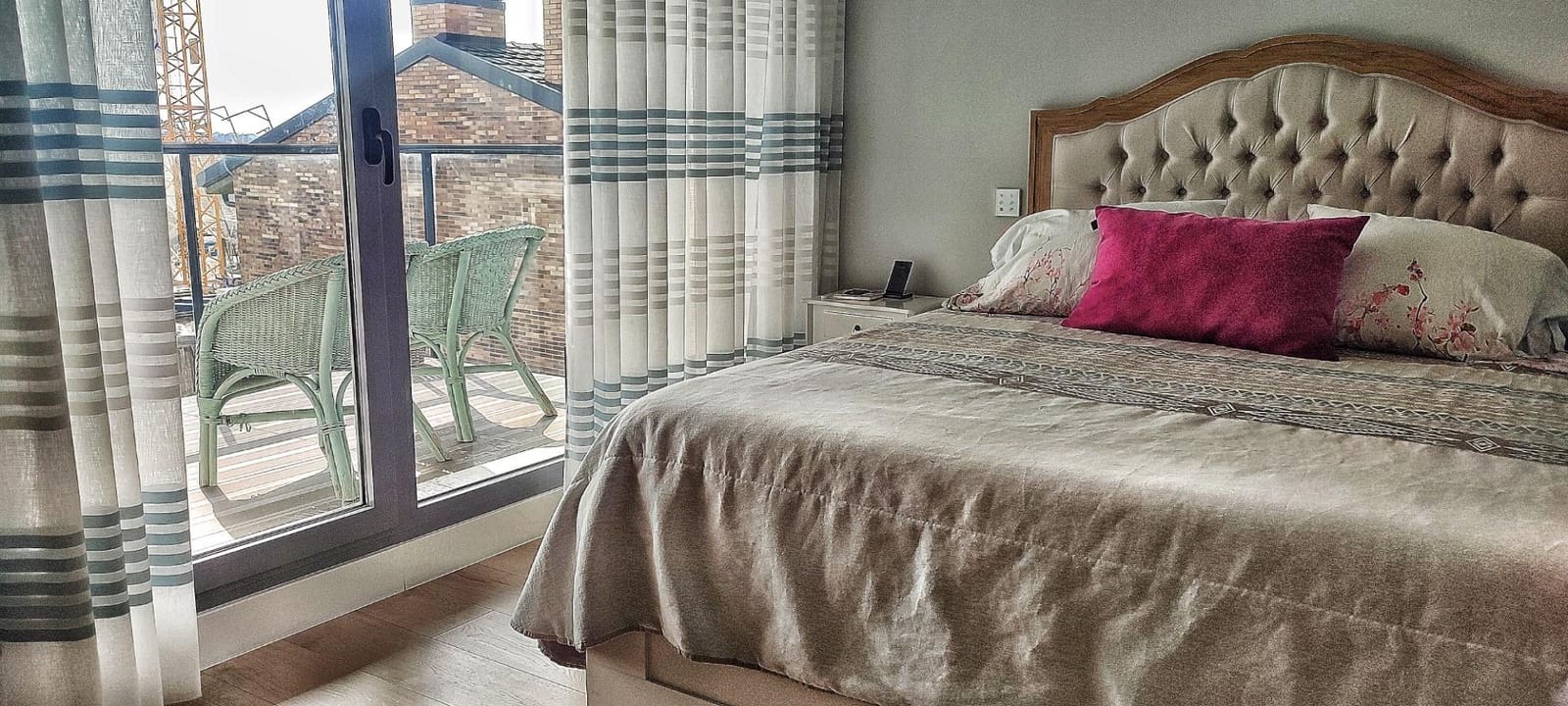 4 soverom Kjedet enebolig til salgs i Boadilla del Monte med svømmebasseng garasje - € 1 280 000 (Ref: 9648272)