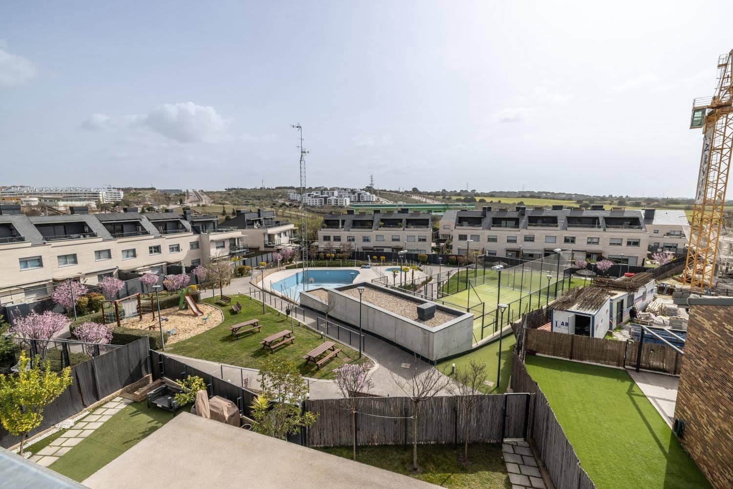 Pareado de 4 habitaciones en Boadilla del Monte en venta con piscina garaje - 1.280.000 € (Ref: 9648272)