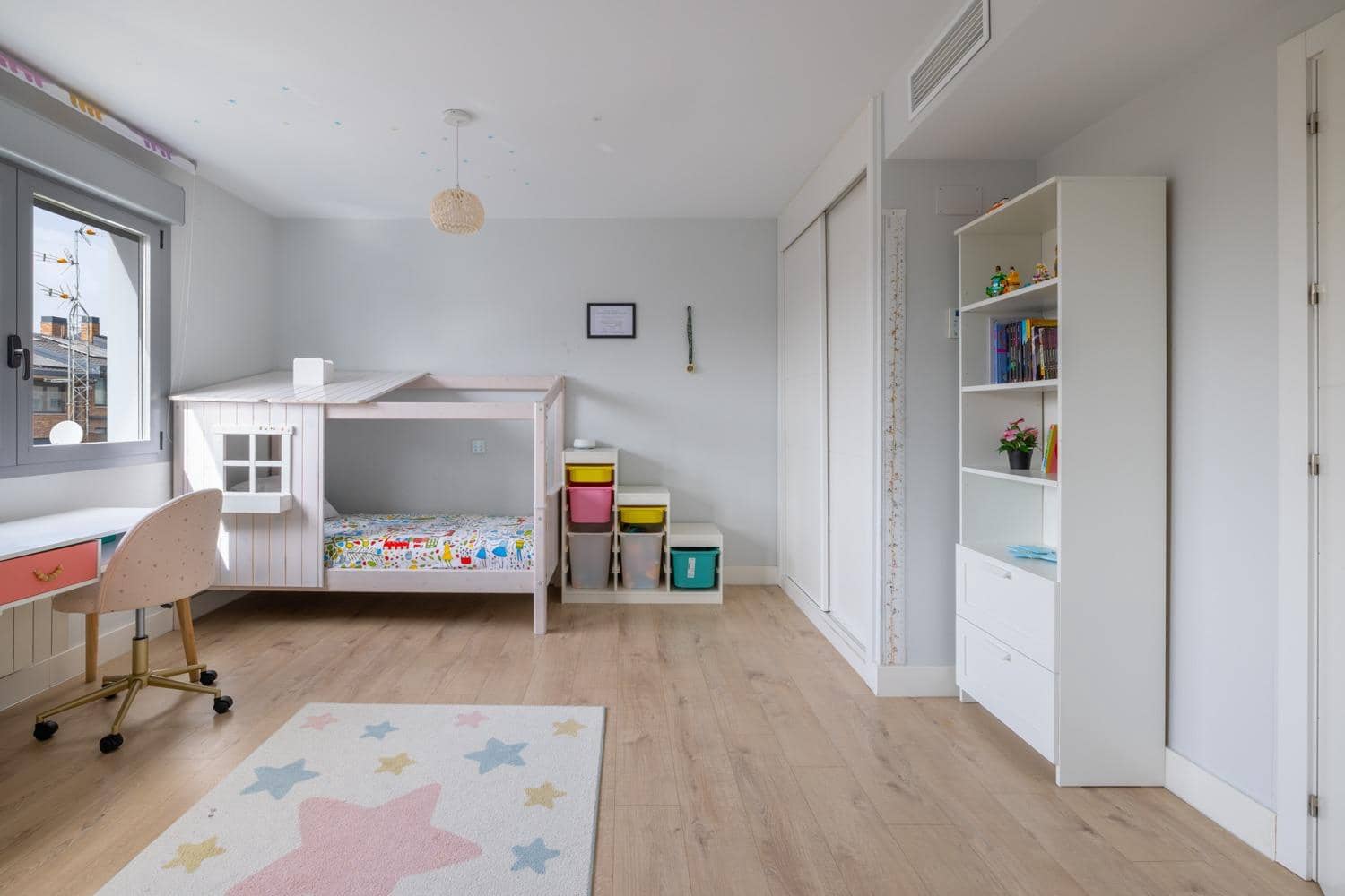 Pareado de 4 habitaciones en Boadilla del Monte en venta con piscina garaje - 1.280.000 € (Ref: 9648272)