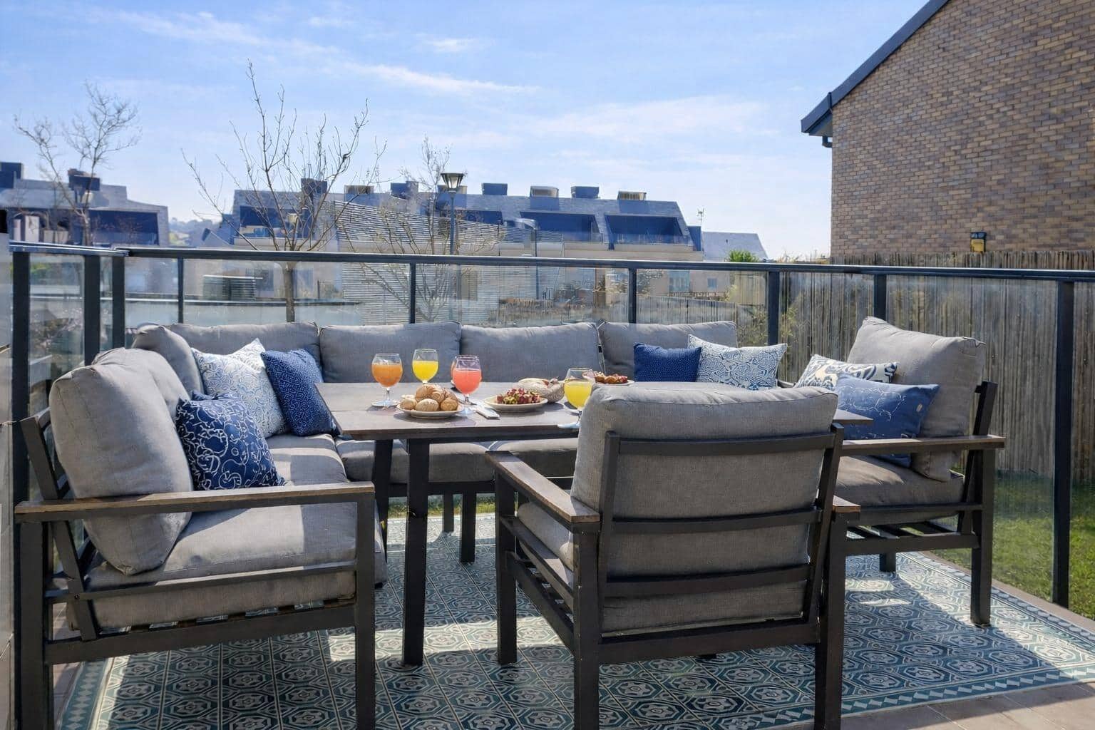 Pareado de 4 habitaciones en Boadilla del Monte en venta con piscina garaje - 1.280.000 € (Ref: 9648272)