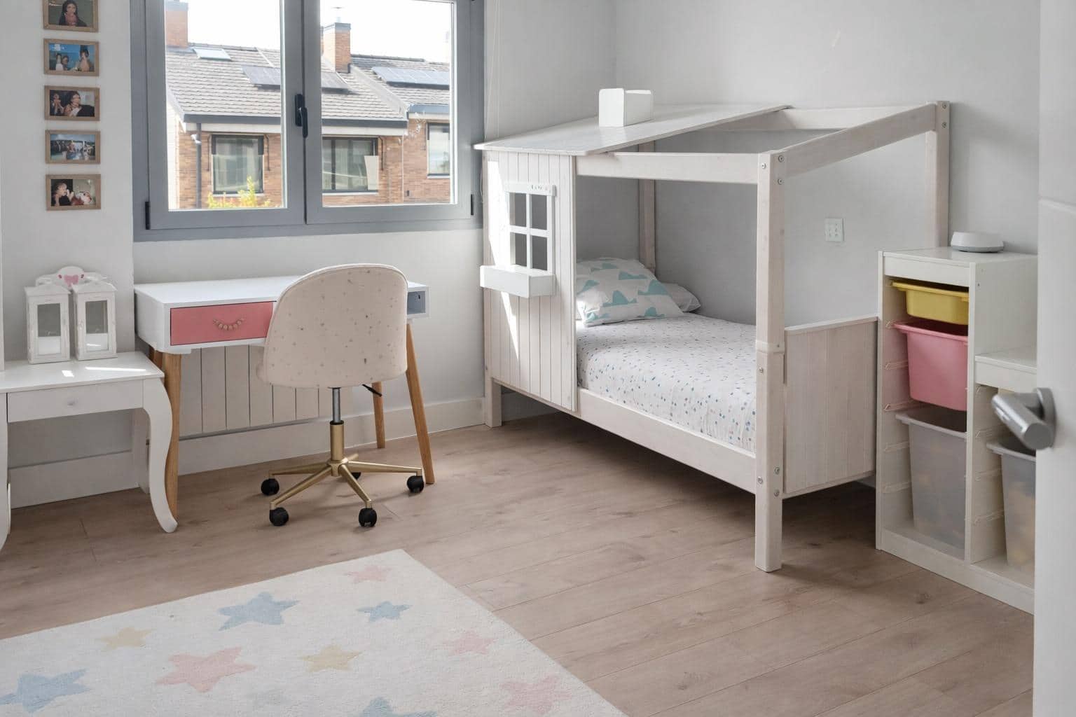 4 soverom Kjedet enebolig til salgs i Boadilla del Monte med svømmebasseng garasje - € 1 280 000 (Ref: 9648272)