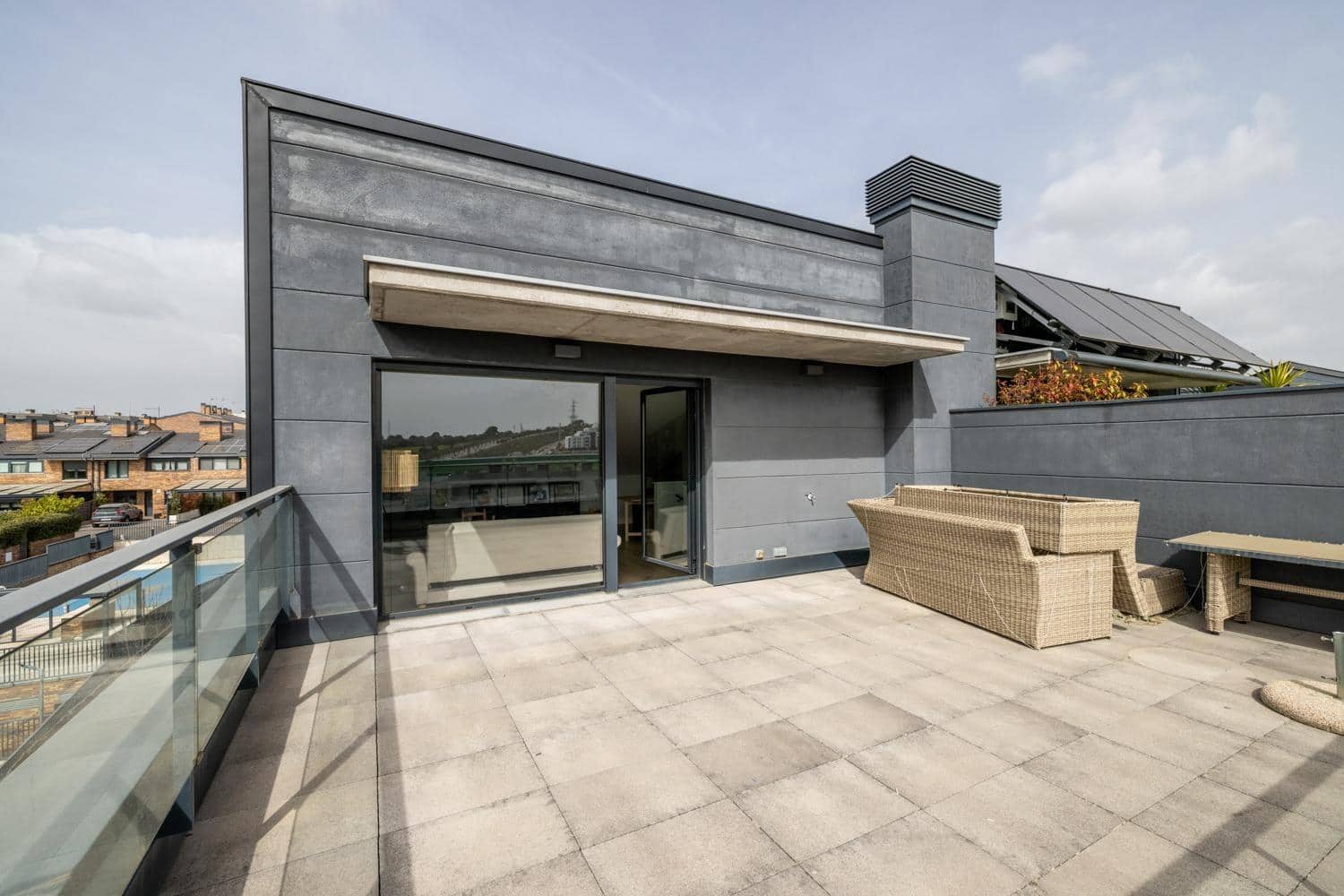 4 soverom Kjedet enebolig til salgs i Boadilla del Monte med svømmebasseng garasje - € 1 280 000 (Ref: 9648272)