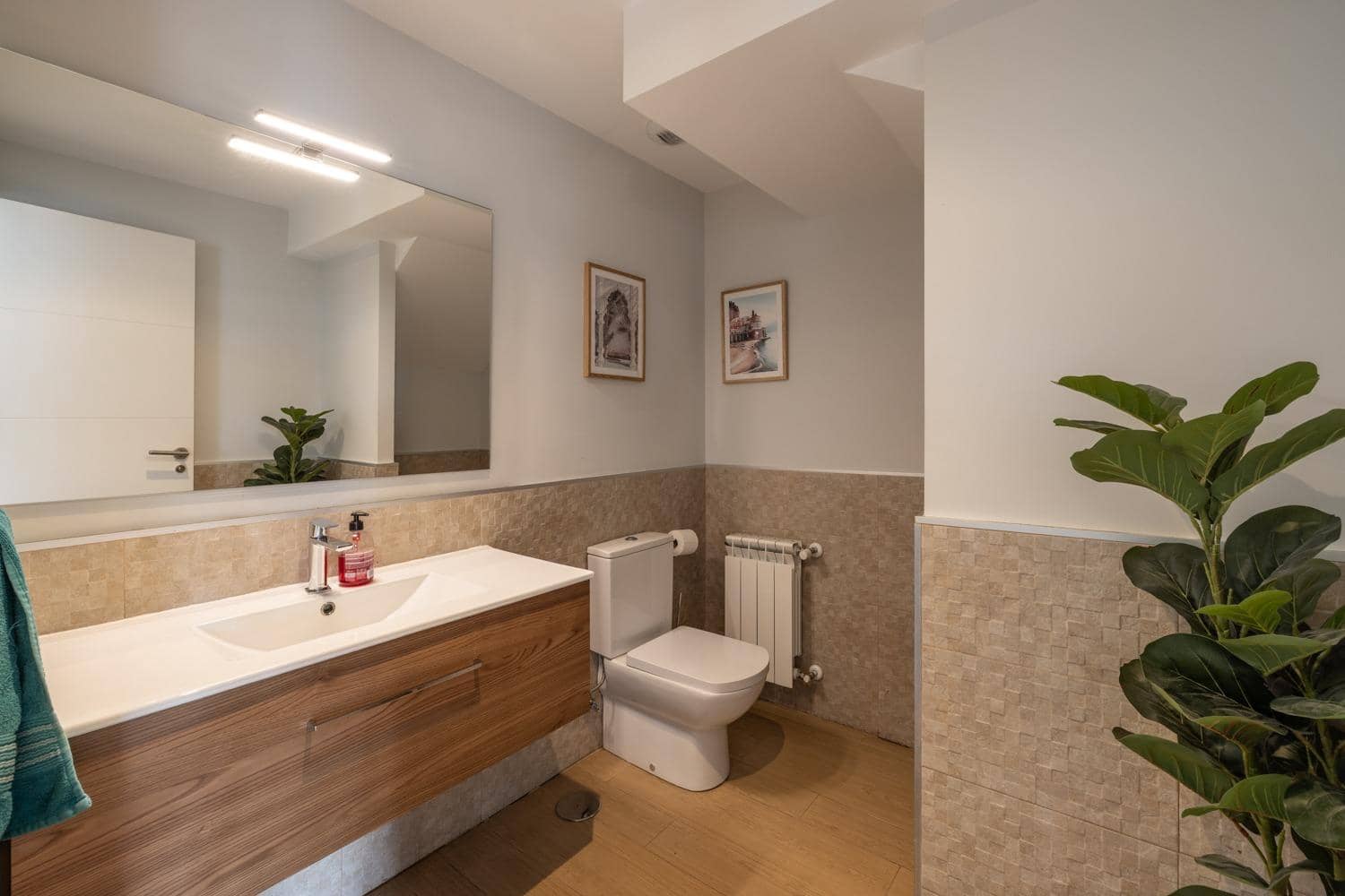 4 soverom Kjedet enebolig til salgs i Boadilla del Monte med svømmebasseng garasje - € 1 150 000 (Ref: 9648272)