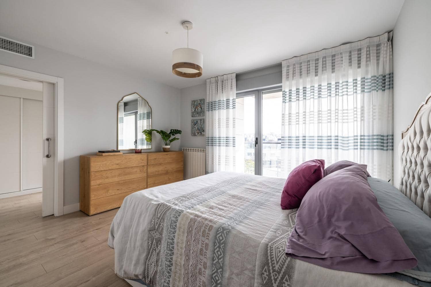 4 soverom Kjedet enebolig til salgs i Boadilla del Monte med svømmebasseng garasje - € 1 150 000 (Ref: 9648272)