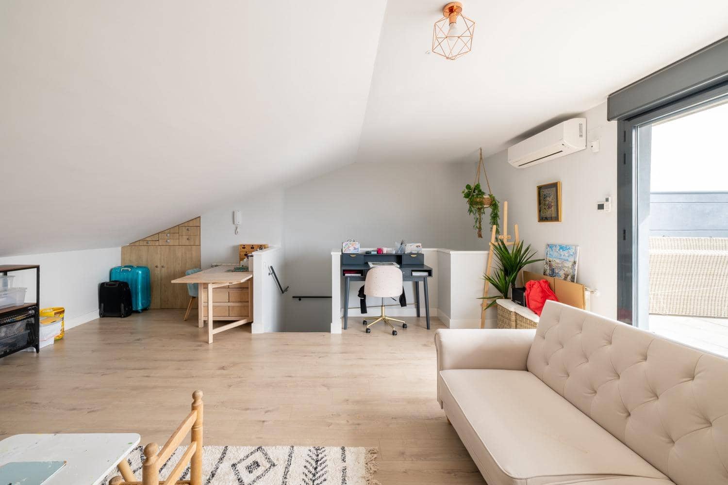 4 soverom Kjedet enebolig til salgs i Boadilla del Monte med svømmebasseng garasje - € 1 150 000 (Ref: 9648272)