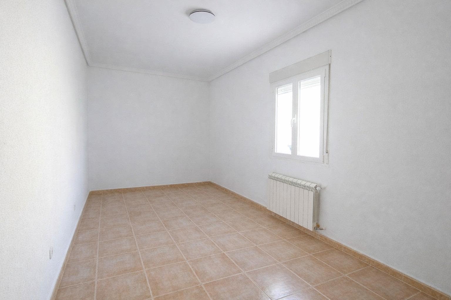 8 bedroom Villa for sale in Galapagar with pool garage - € 850,000 (Ref: 9659522)