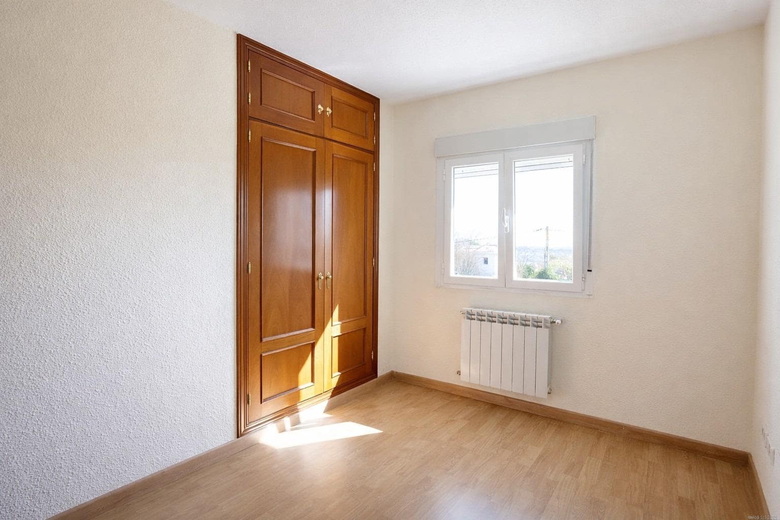 8 bedroom Villa for sale in Galapagar with pool garage - € 850,000 (Ref: 9659522)