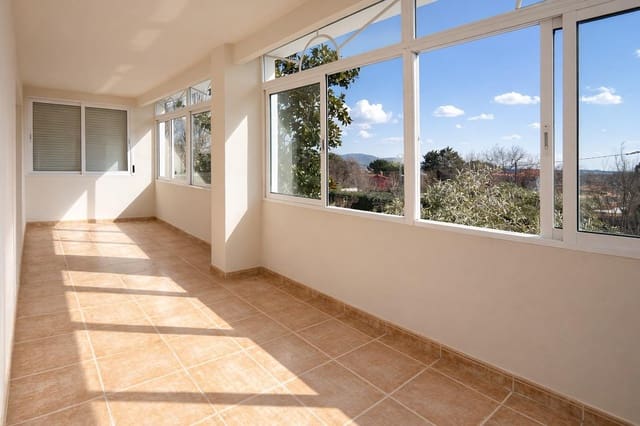 8 sypialnia Willa na sprzedaż w Galapagar z basenem garażem - 850 000 € (Ref: 9659522)