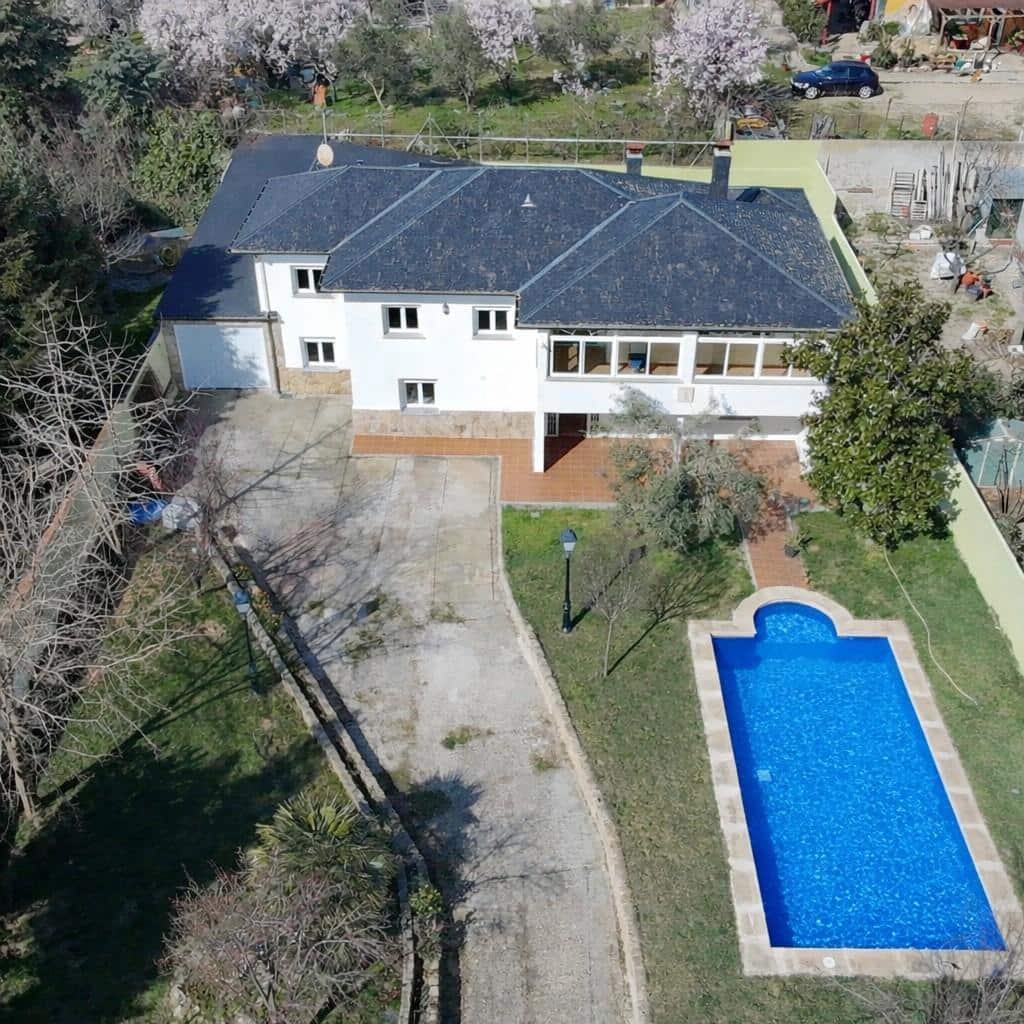 8 Zimmer Villa zu verkaufen in Galapagar mit Pool Garage - 850.000 € (Ref: 9659522)