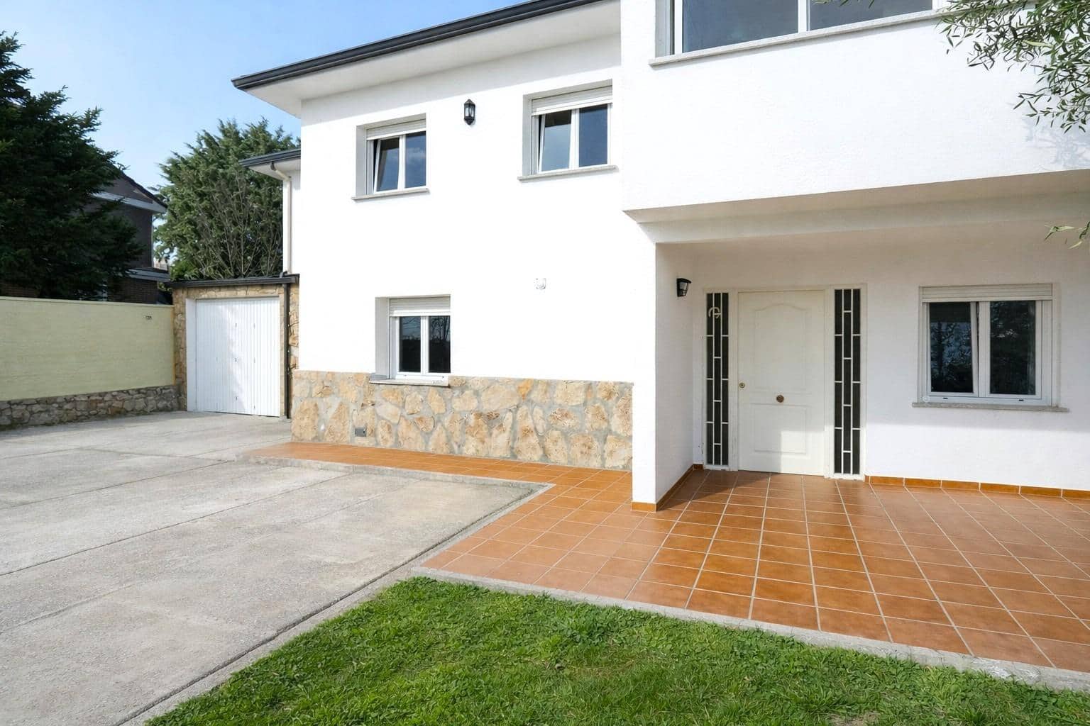 8 Zimmer Villa zu verkaufen in Galapagar mit Pool Garage - 850.000 € (Ref: 9659522)