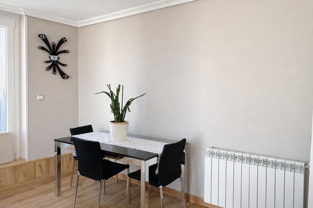 1 soveværelse Lejlighed til salg i Pueblo Nuevo, Madrid by - € 480.000 (Ref: 9661975)