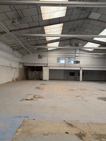 Empresa para arrendar em Algete - 6 000 € (Ref: 9670777)