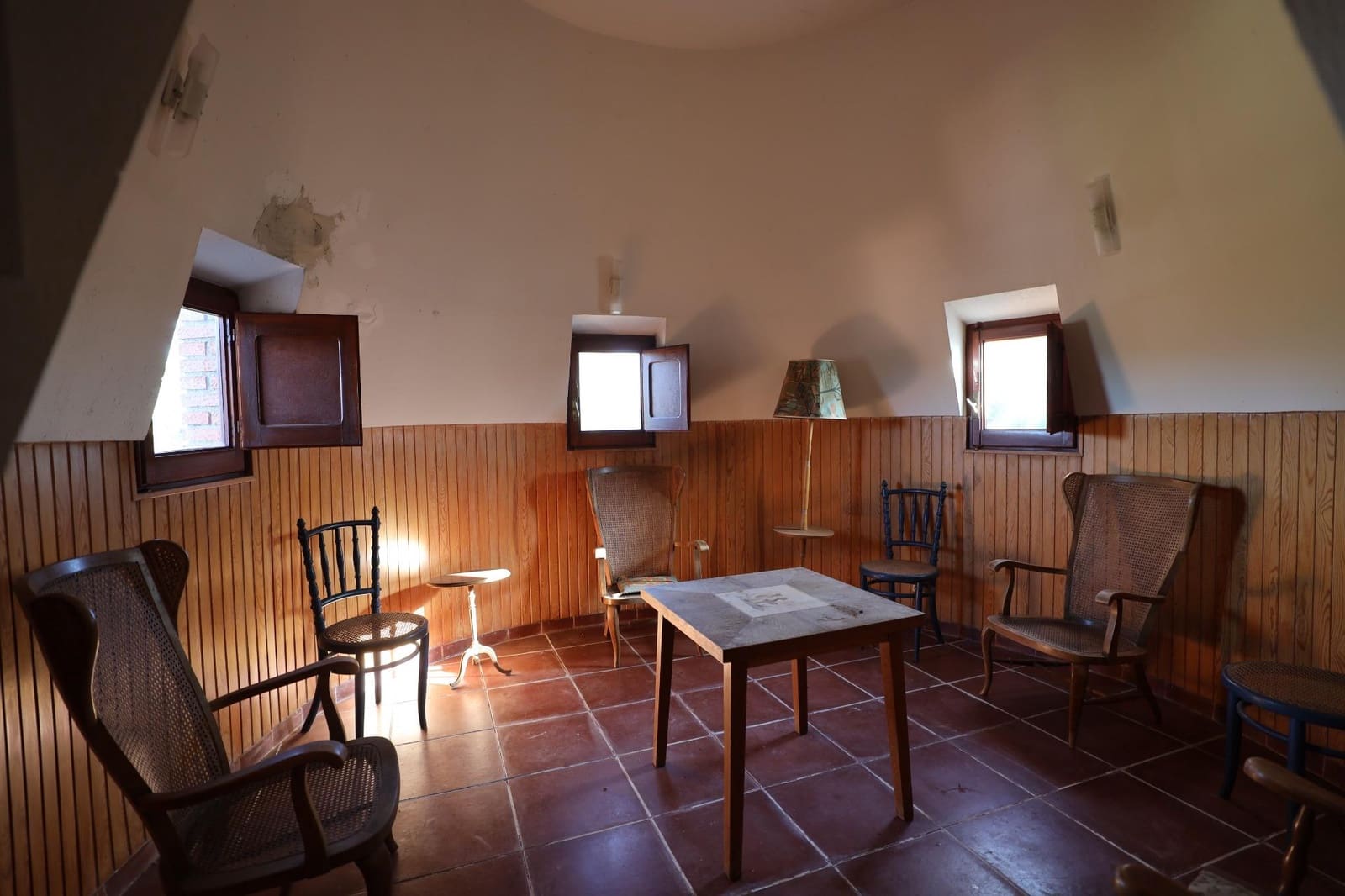 20 bedroom Villa for sale in Villanueva de la Canada with pool garage - € 1,750,000 (Ref: 9679944)