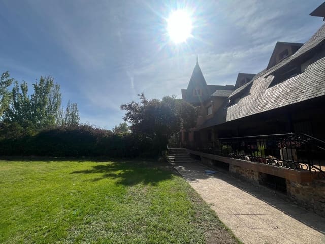 20 sovrum Villa till salu i Villanueva de la Cañada med pool garage - 1 750 000 € (Ref: 9679944)