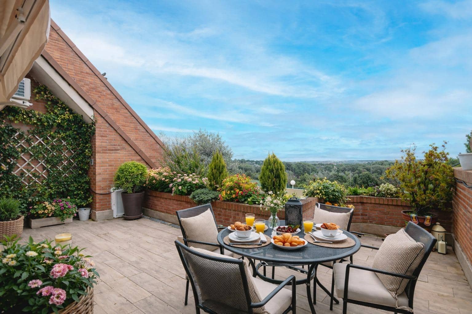 5 bedroom Penthouse for sale in Las Rozas de Madrid with pool garage - € 745,000 (Ref: 9686552)