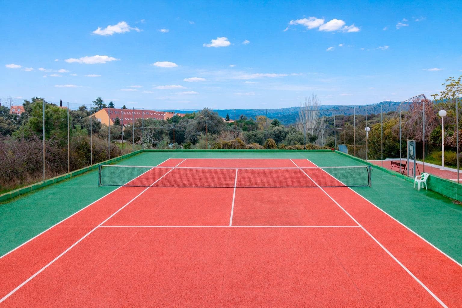 5 bedroom Penthouse for sale in Las Rozas de Madrid with pool garage - € 745,000 (Ref: 9686552)