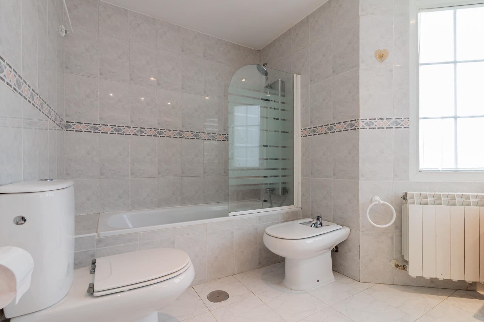 5 bedroom Penthouse for sale in Las Rozas de Madrid with pool garage - € 745,000 (Ref: 9686552)