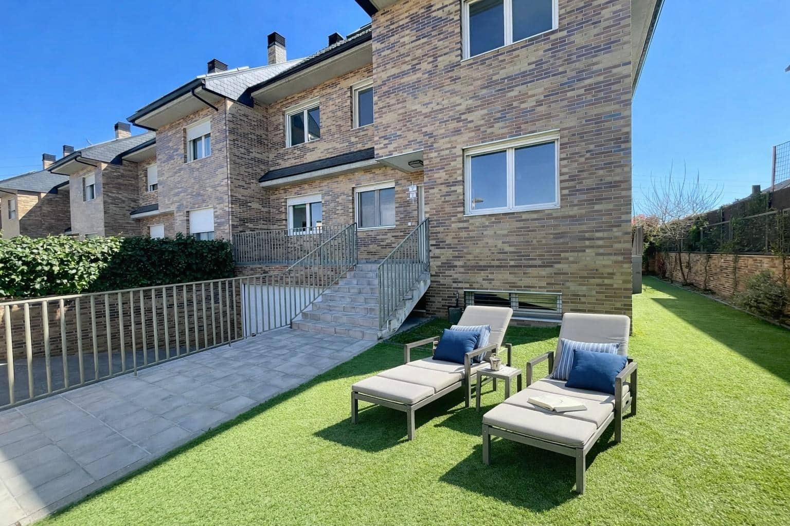 6 sovrum Semi-fristående Villa att hyra i Majadahonda med pool garage - 4 500 € (Ref: 9698889)