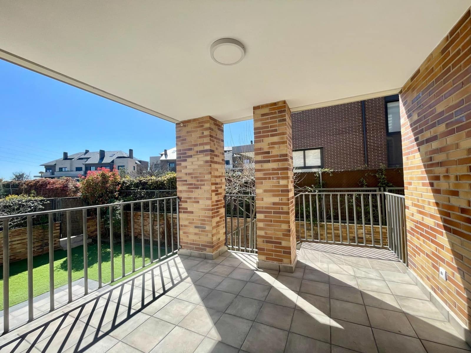 6 sovrum Semi-fristående Villa att hyra i Majadahonda med pool garage - 4 500 € (Ref: 9698889)