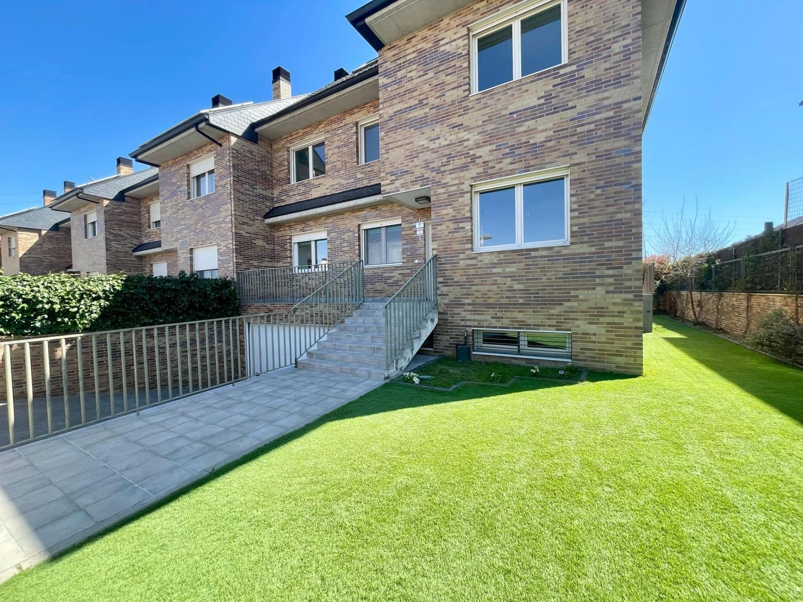 6 sovrum Semi-fristående Villa att hyra i Majadahonda med pool garage - 4 500 € (Ref: 9698889)