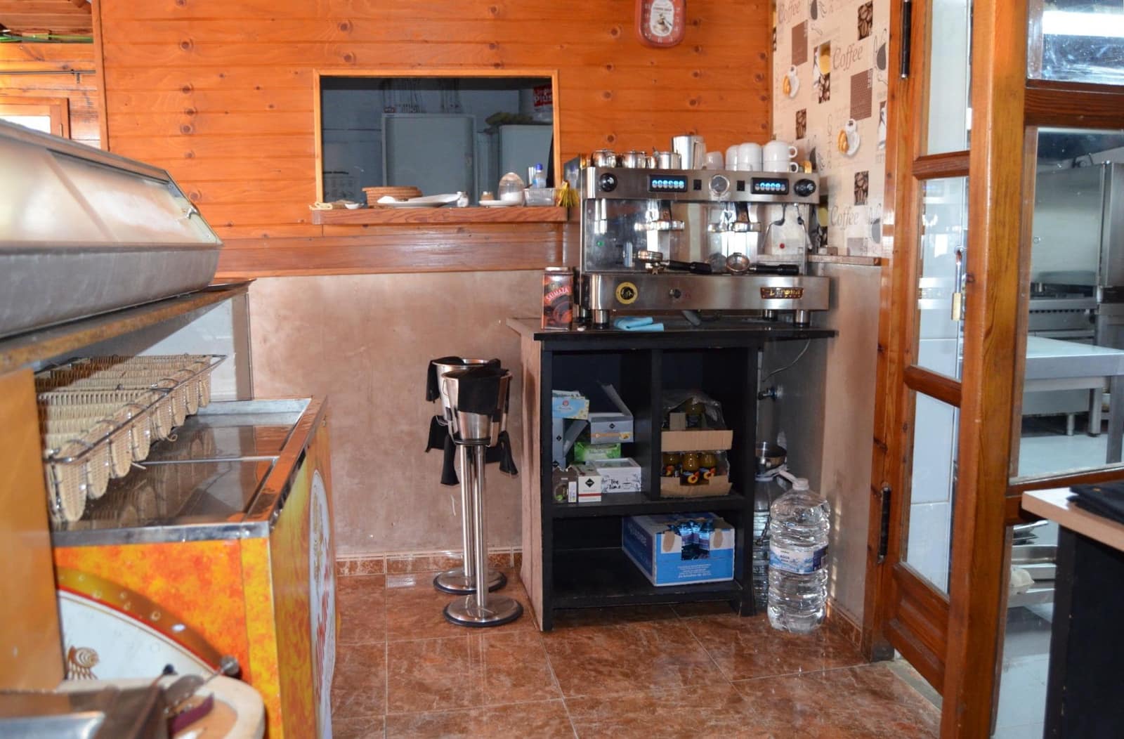 5 bedroom Finca/Country House for sale in Granada city with pool garage - € 515,000 (Ref: 9720051)