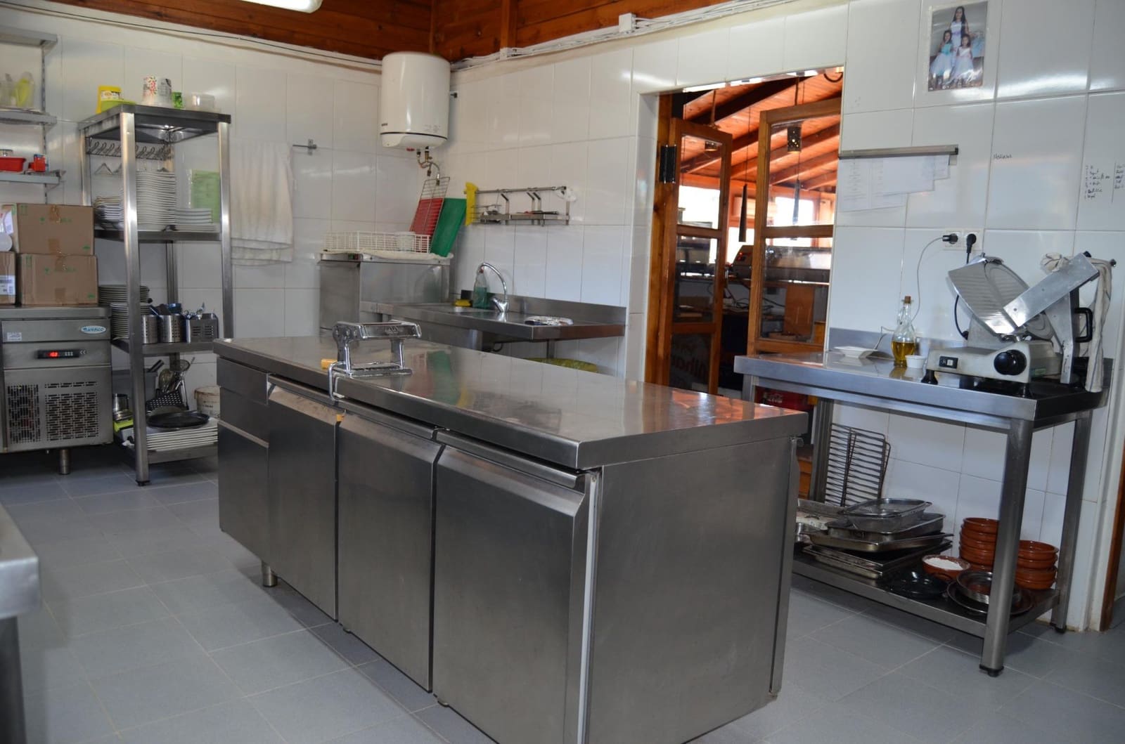 5 bedroom Finca/Country House for sale in Granada city with pool garage - € 515,000 (Ref: 9720051)