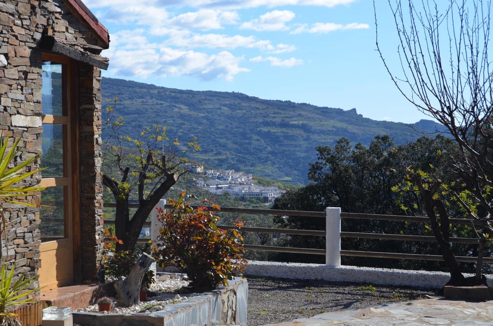 5 bedroom Finca/Country House for sale in Granada city with pool garage - € 515,000 (Ref: 9720051)