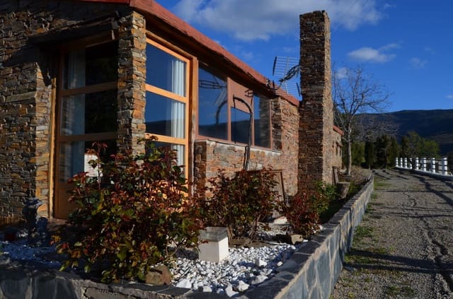 5 chambre Finca/Maison de Campagne à vendre à Grenade ville avec piscine garage - 515 000 € (Ref: 9720051)