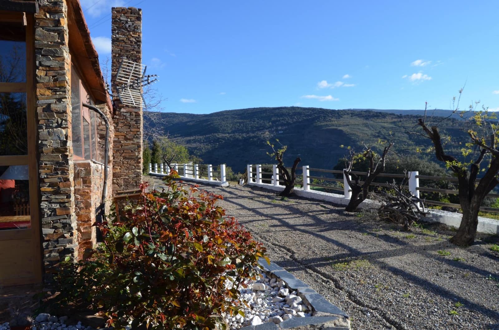 5 bedroom Finca/Country House for sale in Granada city with pool garage - € 515,000 (Ref: 9720051)