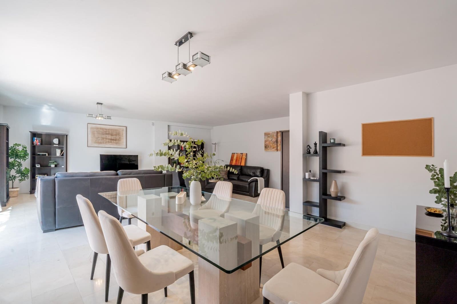 4 soverom Rekkehus til salgs i Torrelodones med svømmebasseng garasje - € 975 000 (Ref: 9780685)