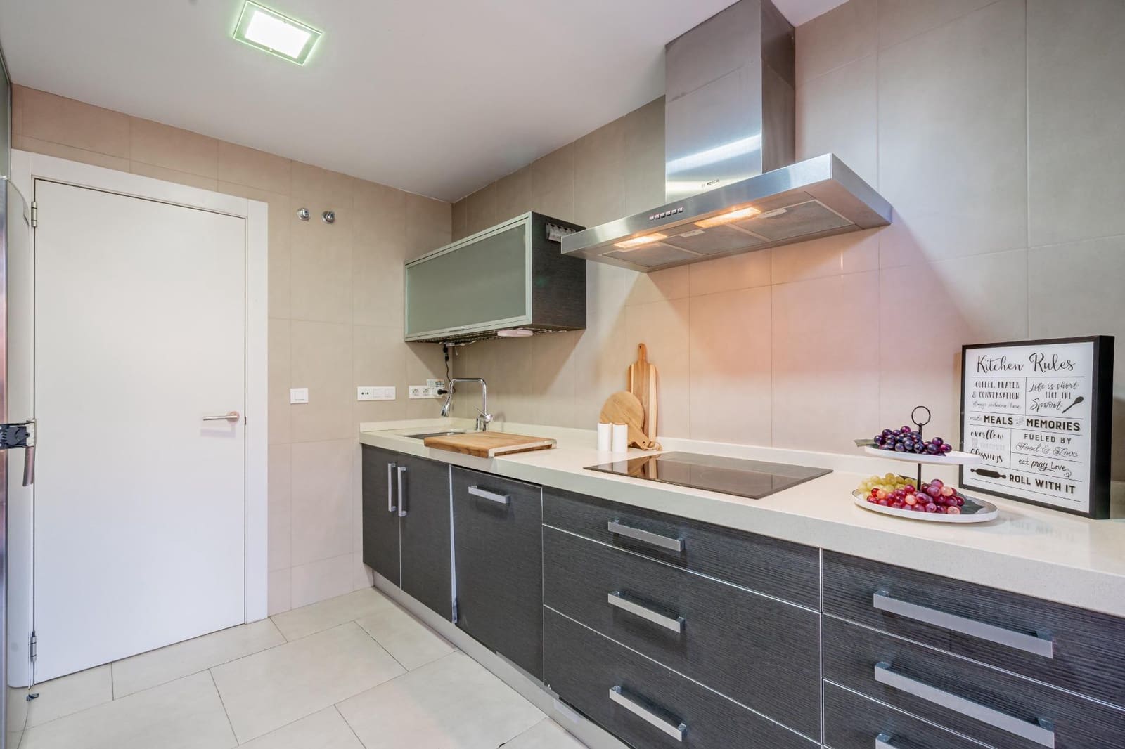 4 soverom Rekkehus til salgs i Torrelodones med svømmebasseng garasje - € 975 000 (Ref: 9780685)