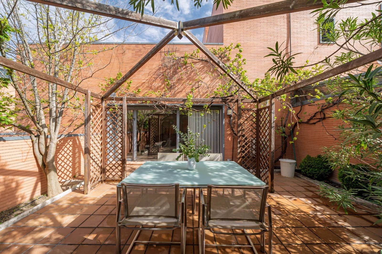 4 soverom Rekkehus til salgs i Torrelodones med svømmebasseng garasje - € 975 000 (Ref: 9780685)