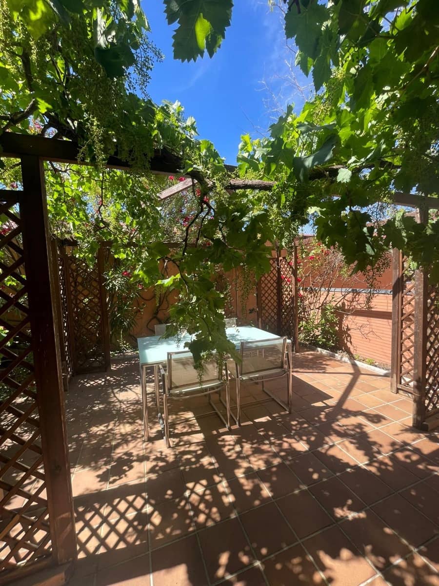 4 bedroom Terraced Villa for sale in Torrelodones with pool garage - € 840,000 (Ref: 9780685)
