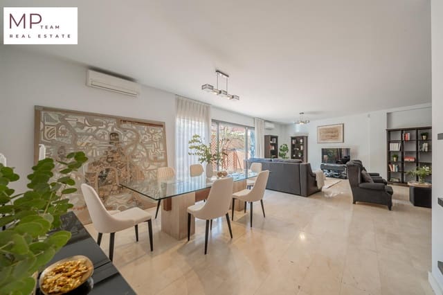 4 sovrum Radhus till salu i Torrelodones med pool garage - 840 000 € (Ref: 9780685)