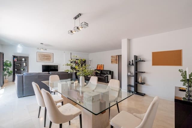 4 sovrum Radhus till salu i Torrelodones med pool garage - 840 000 € (Ref: 9780685)