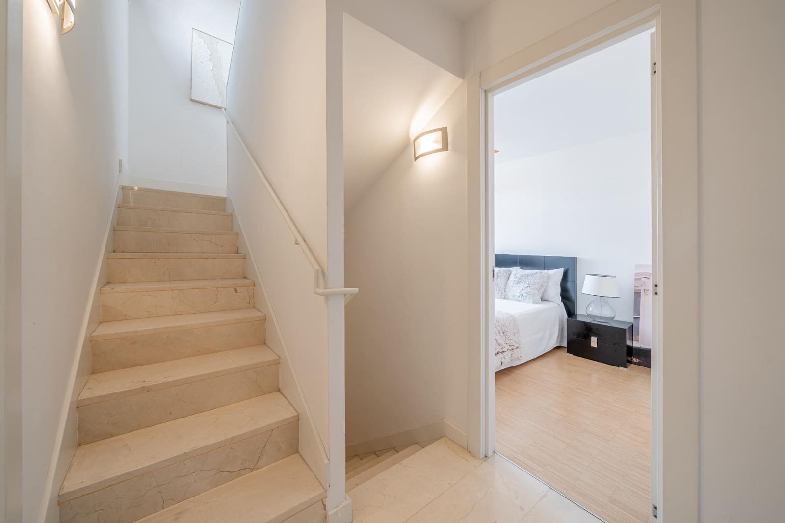 4 bedroom Terraced Villa for sale in Torrelodones with pool garage - € 840,000 (Ref: 9780685)