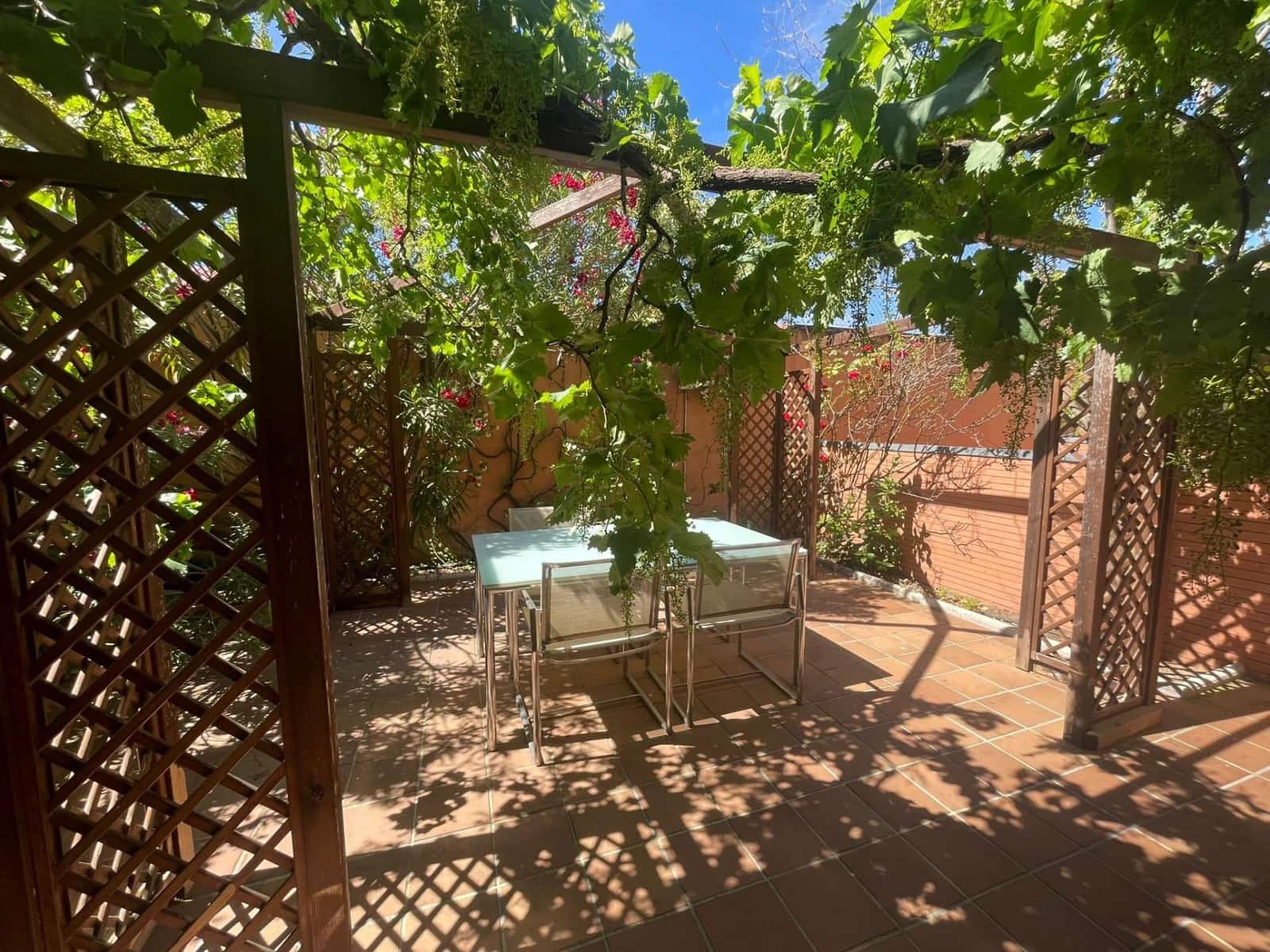 4 bedroom Terraced Villa for sale in Torrelodones with pool garage - € 840,000 (Ref: 9780685)