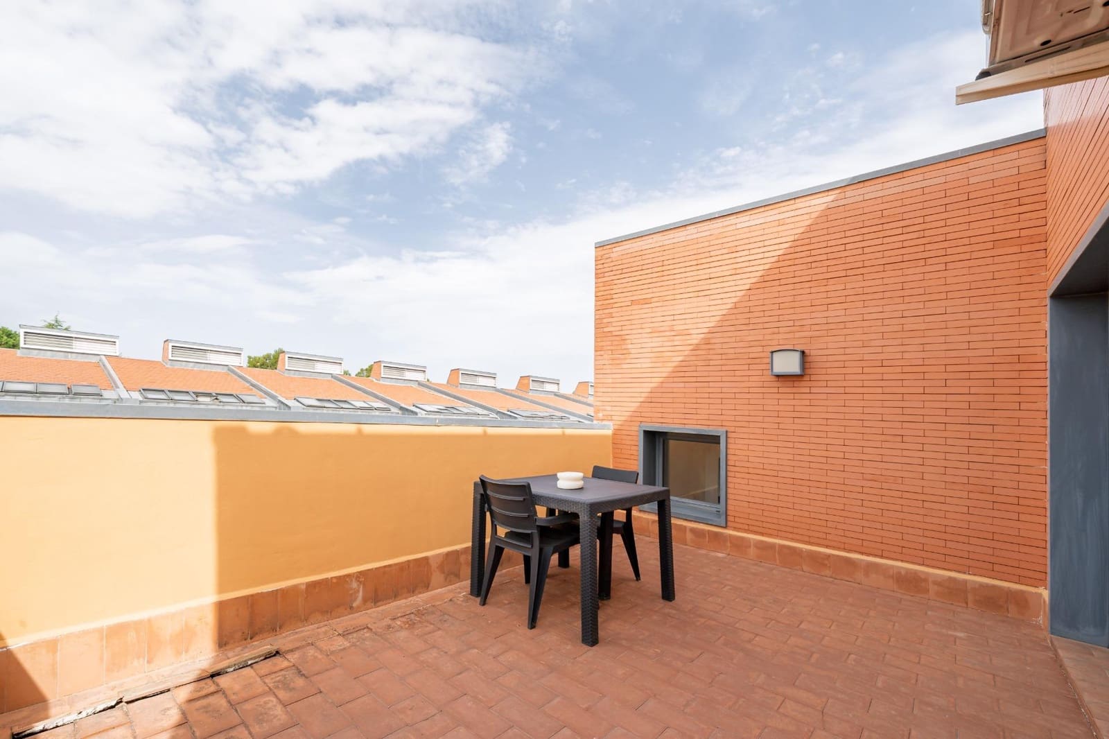 4 bedroom Terraced Villa for sale in Torrelodones with pool garage - € 840,000 (Ref: 9780685)