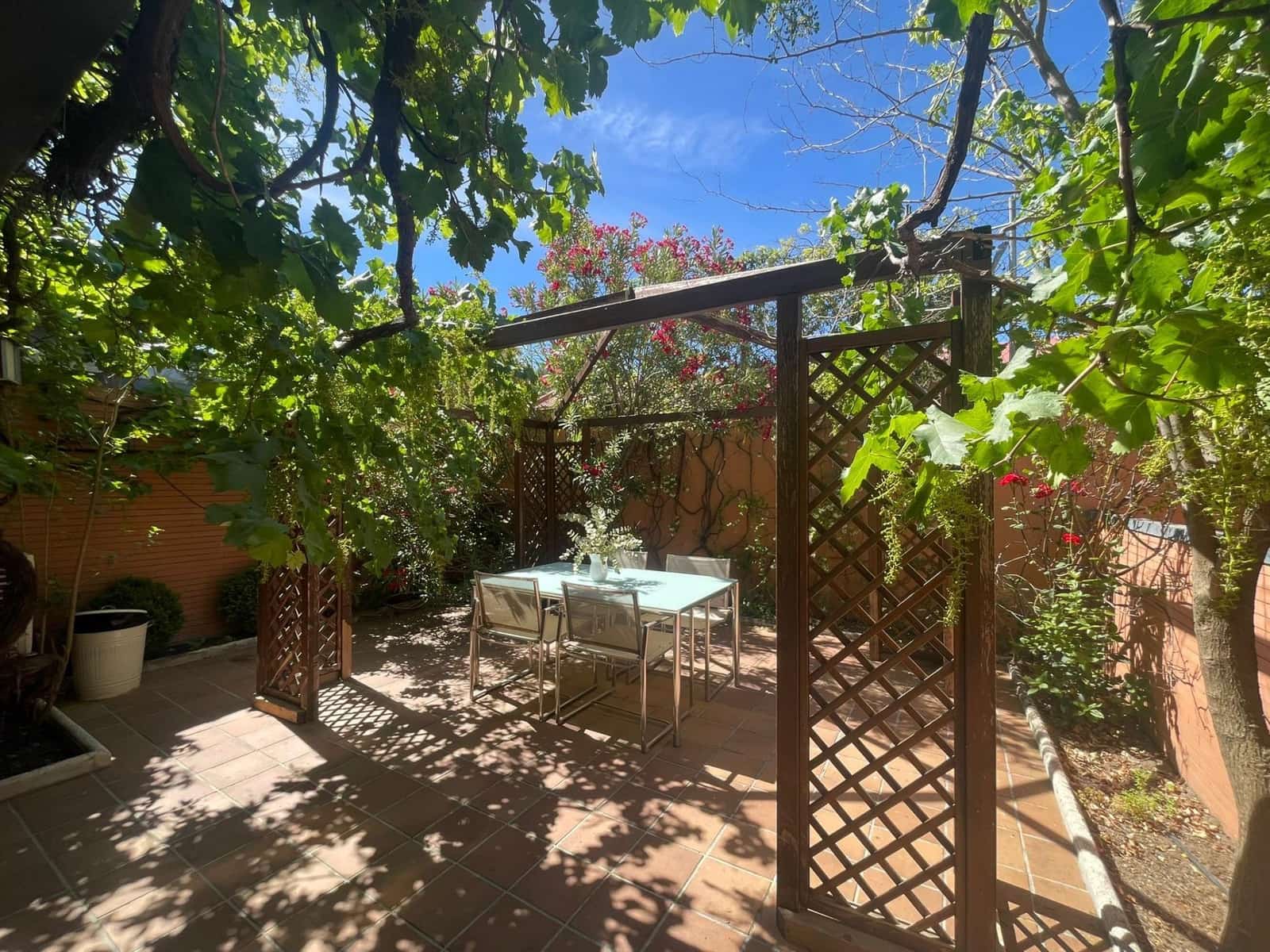 4 bedroom Terraced Villa for sale in Torrelodones with pool garage - € 840,000 (Ref: 9780685)