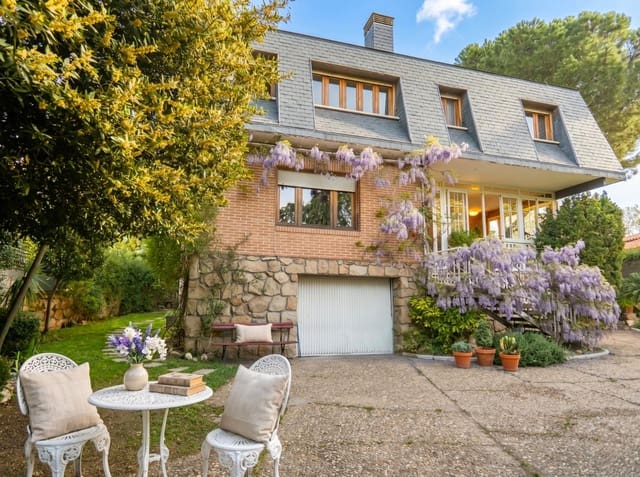 4 chambre Villa/Maison à vendre à Torrelodones avec piscine garage - 865 000 € (Ref: 9780686)