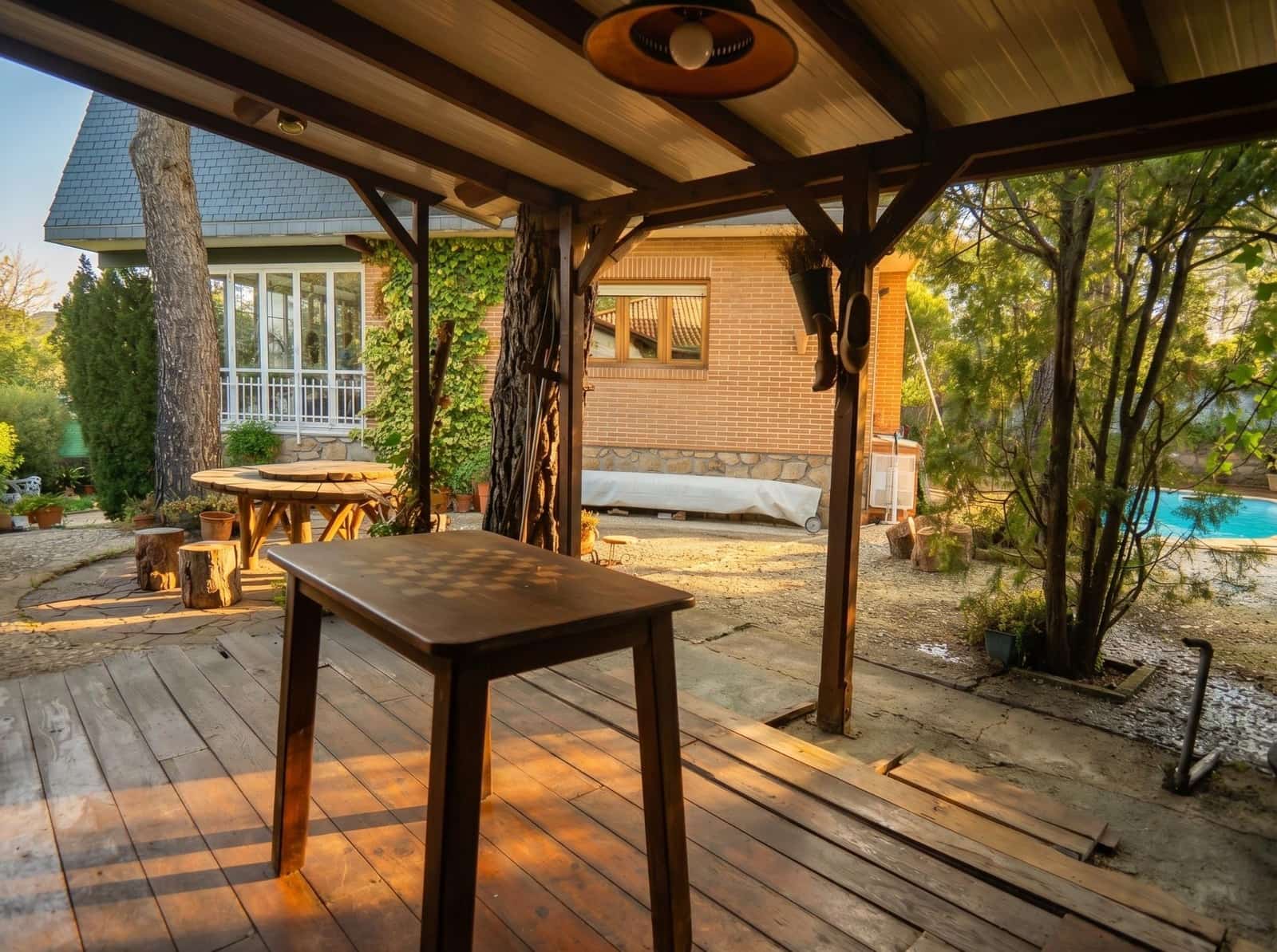 4 bedroom Villa for sale in Torrelodones with pool garage - € 865,000 (Ref: 9780686)