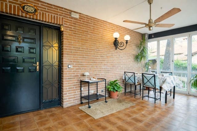 4 chambre Villa/Maison à vendre à Torrelodones avec piscine garage - 865 000 € (Ref: 9780686)